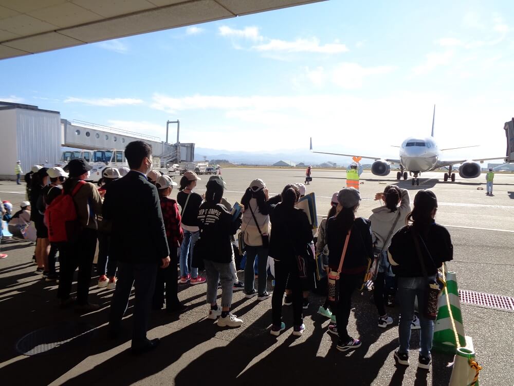 小松市立稚松小学校5年生が社会科見学に訪れました