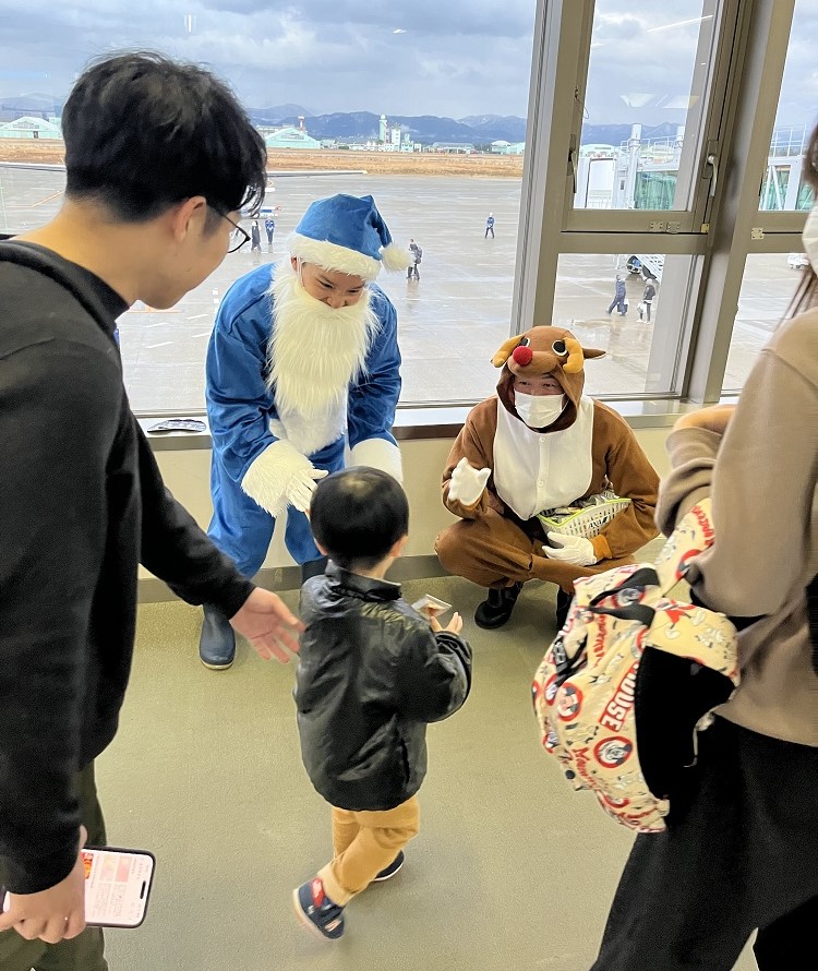 ANAと共同でクリスマスイベントを開催